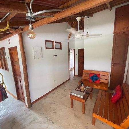 Casa Palum Private Room Share Bathroom Palomino Exterior photo